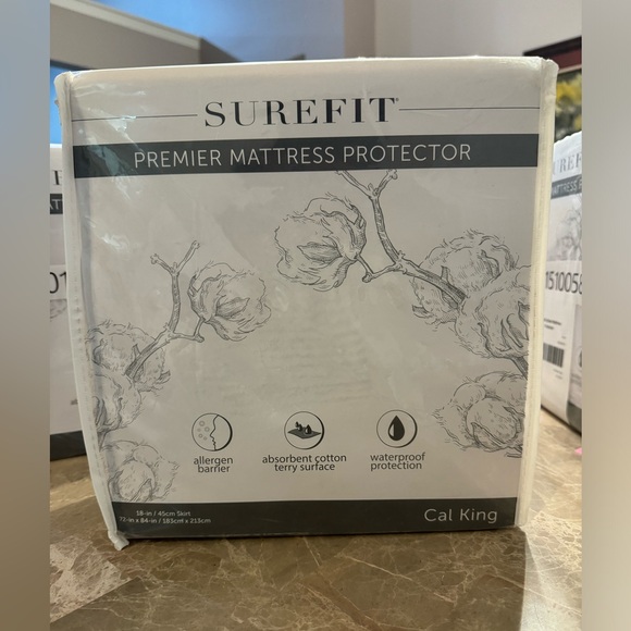 Sure Fit Other - Cal KING mattress protector